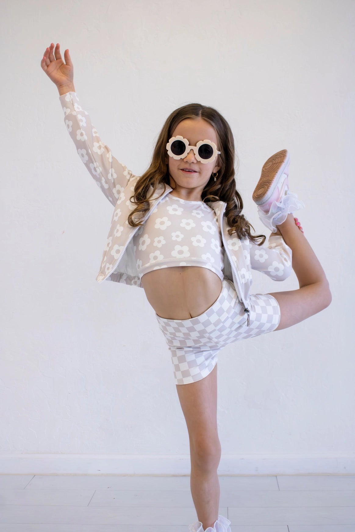 Pretty in Motion- Neutral Bloom 2-piece Set